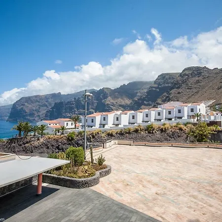 Residencial Playa De La Arena Puerto de Santiago (Tenerife)
